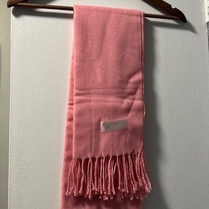 Pink pashmina scarf